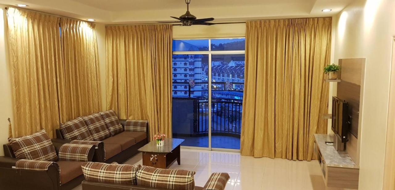 Crown Imperial Court Apartment 金马仑高原 外观 照片