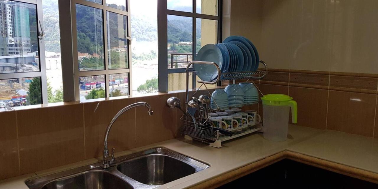 Crown Imperial Court Apartment 金马仑高原 外观 照片